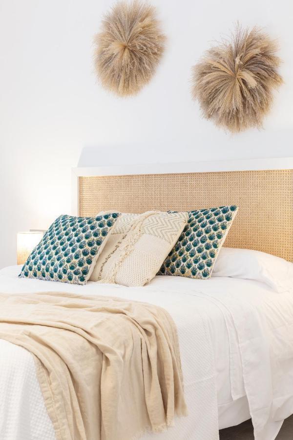Apartamentos Martalia Nerja トロクス・コスタ エクステリア 写真