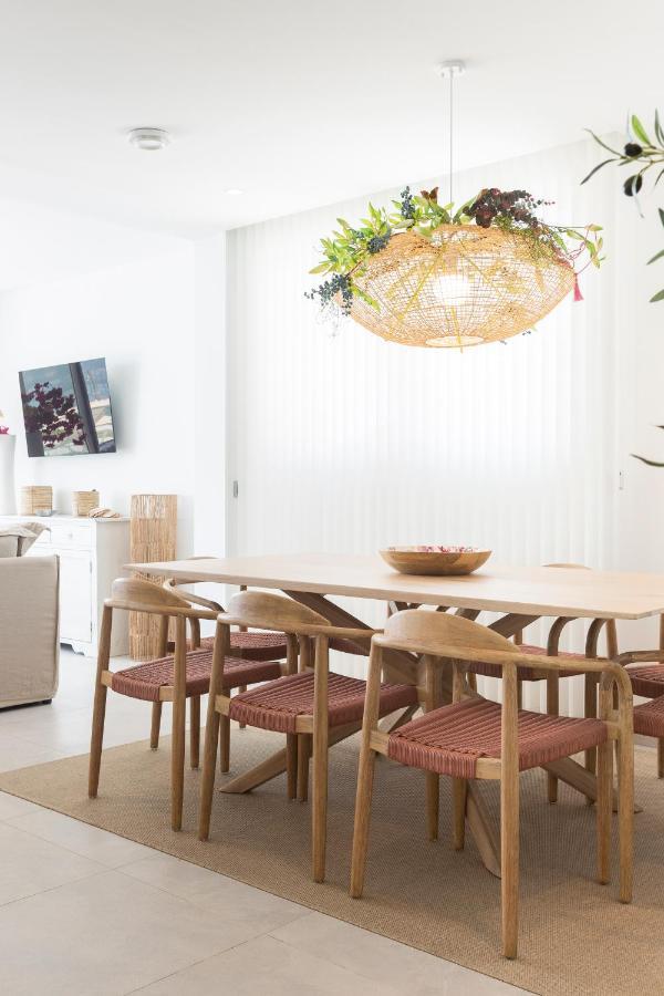 Apartamentos Martalia Nerja トロクス・コスタ エクステリア 写真